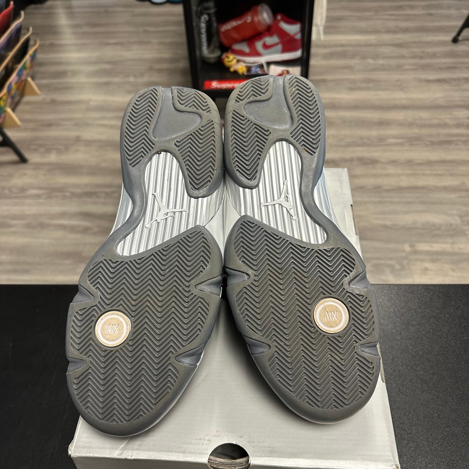 Flint Grey Jordan 14 (USED)