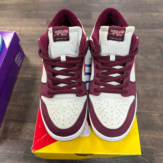 Skate like a Girl SB Dunk Low (USED)