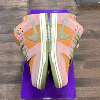 Red Stardust Nike SB Dunk Low