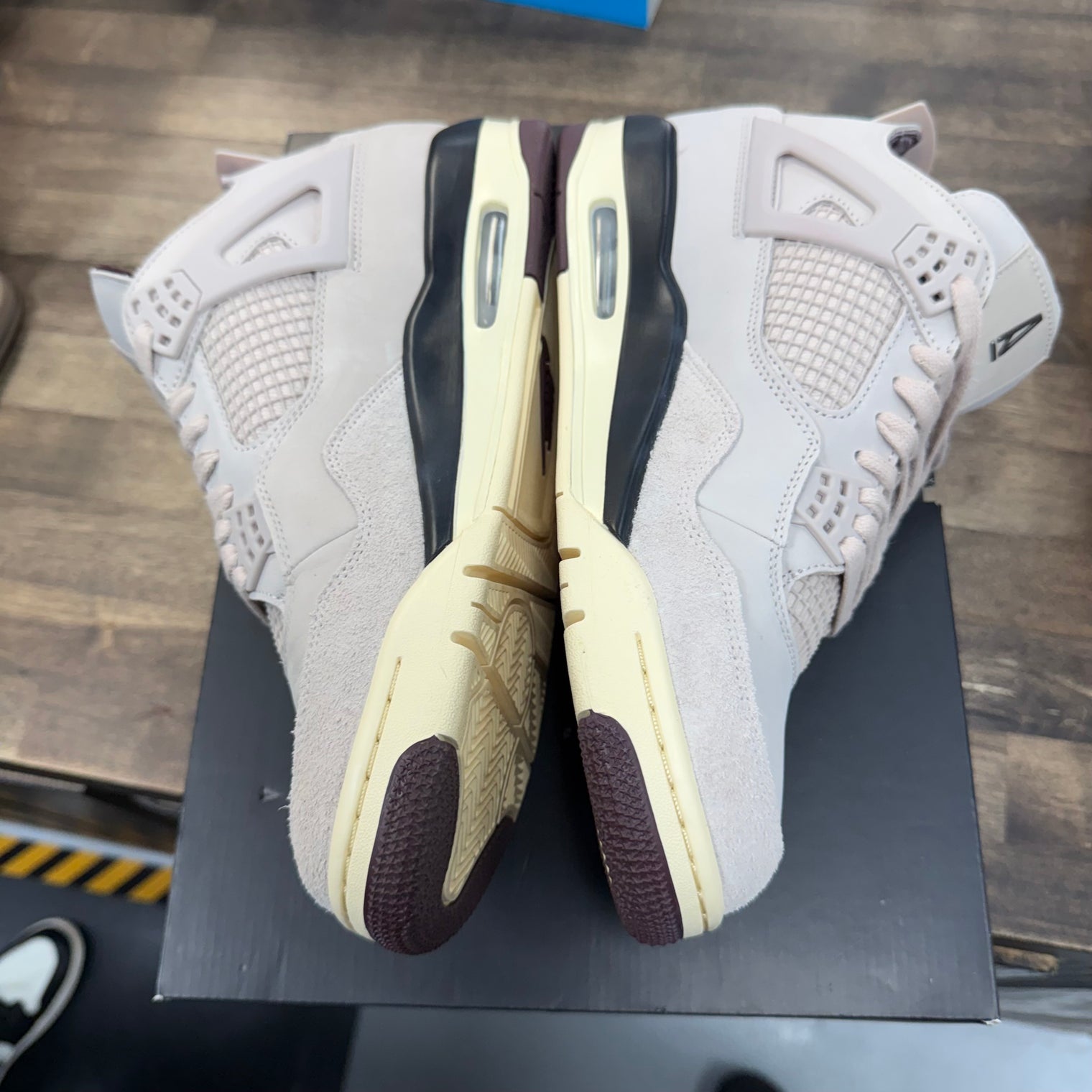 A Ma Maniere While You Were Sleeping Jordan 4 Retro (W) (USED)