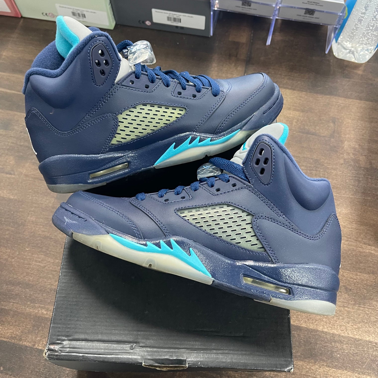 Pre-Grape Jordan 5 (GS) (USED)