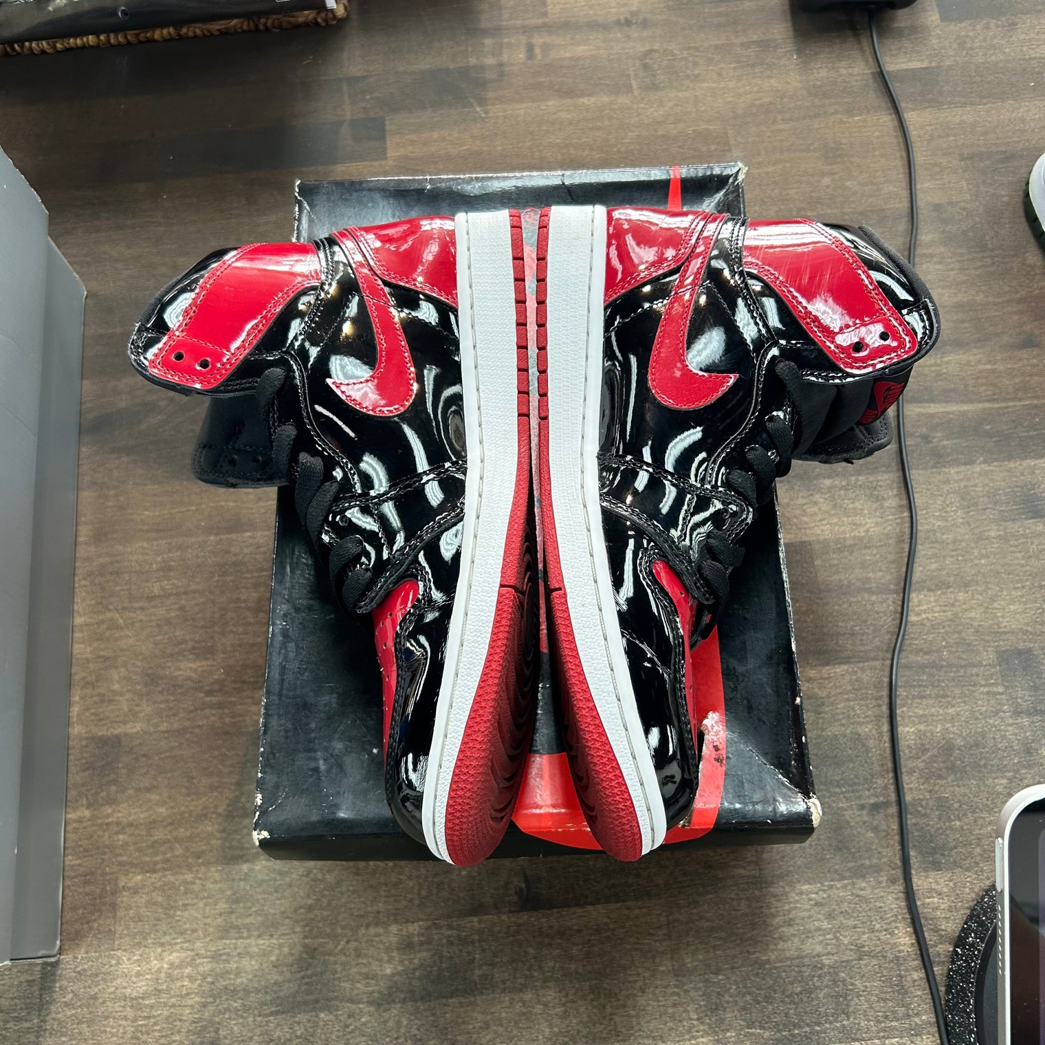 Patent Bred Jordan 1 High Retro (USED)
