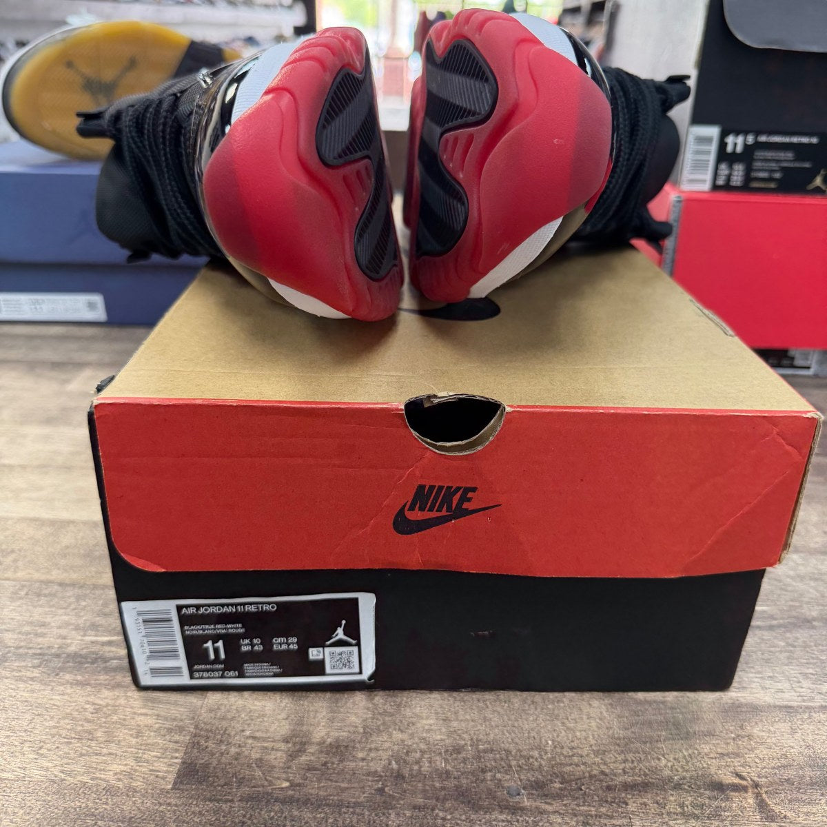 Jordan 11 Retro Playoffs Bred (2019) - Image 6