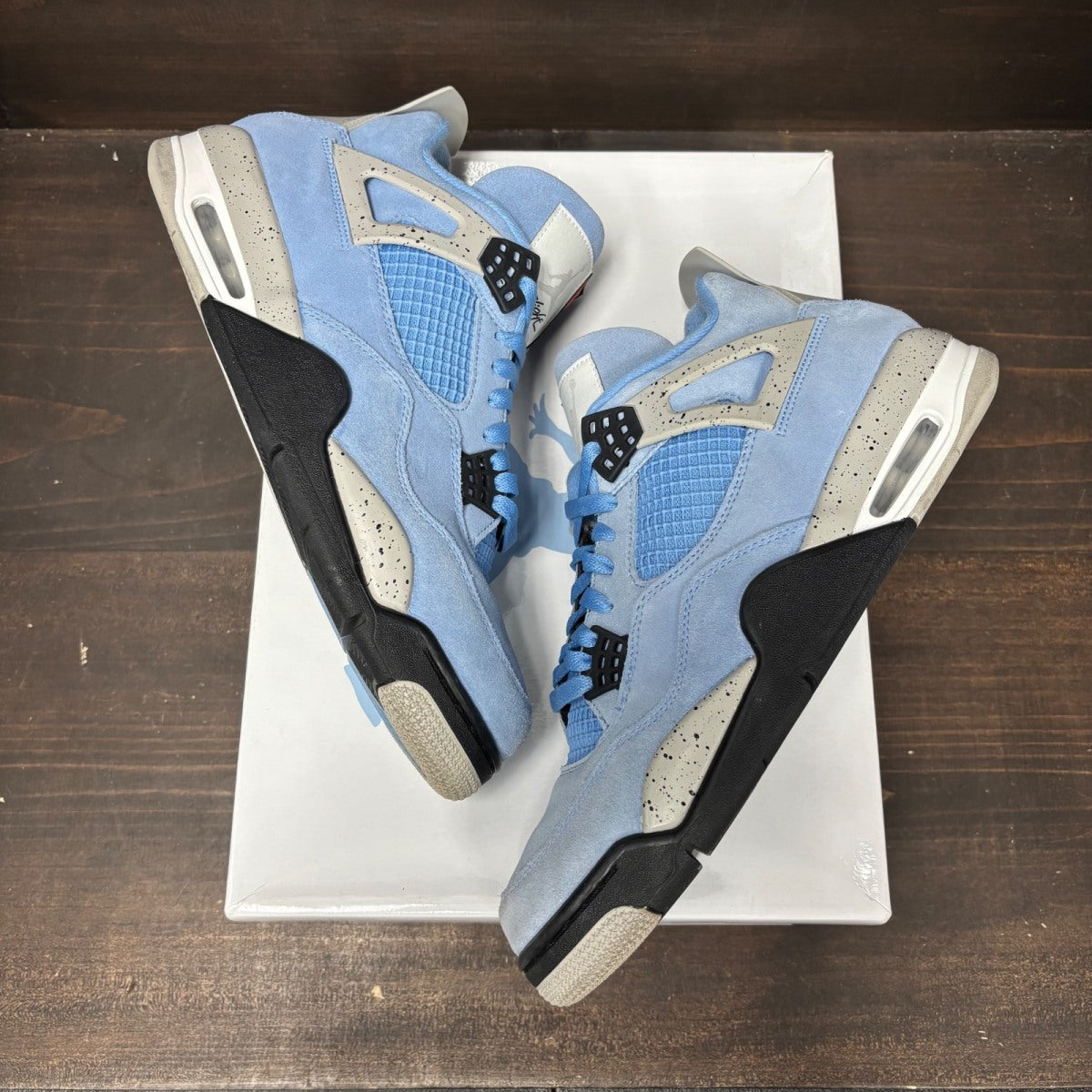 Jordan 4 Retro University Blue - Image 2