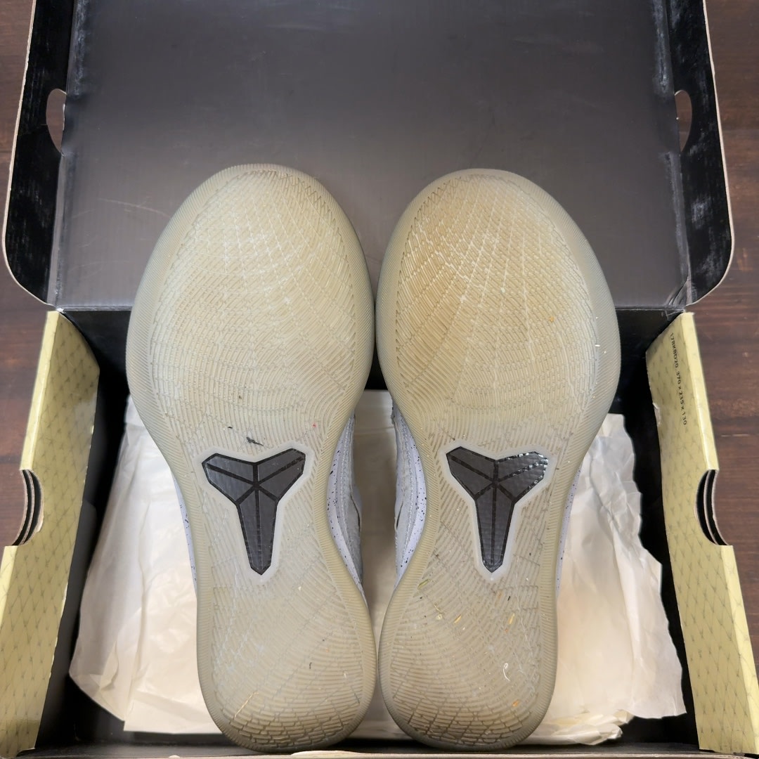 Nike Kobe A.D. Mid Detached - Image 6