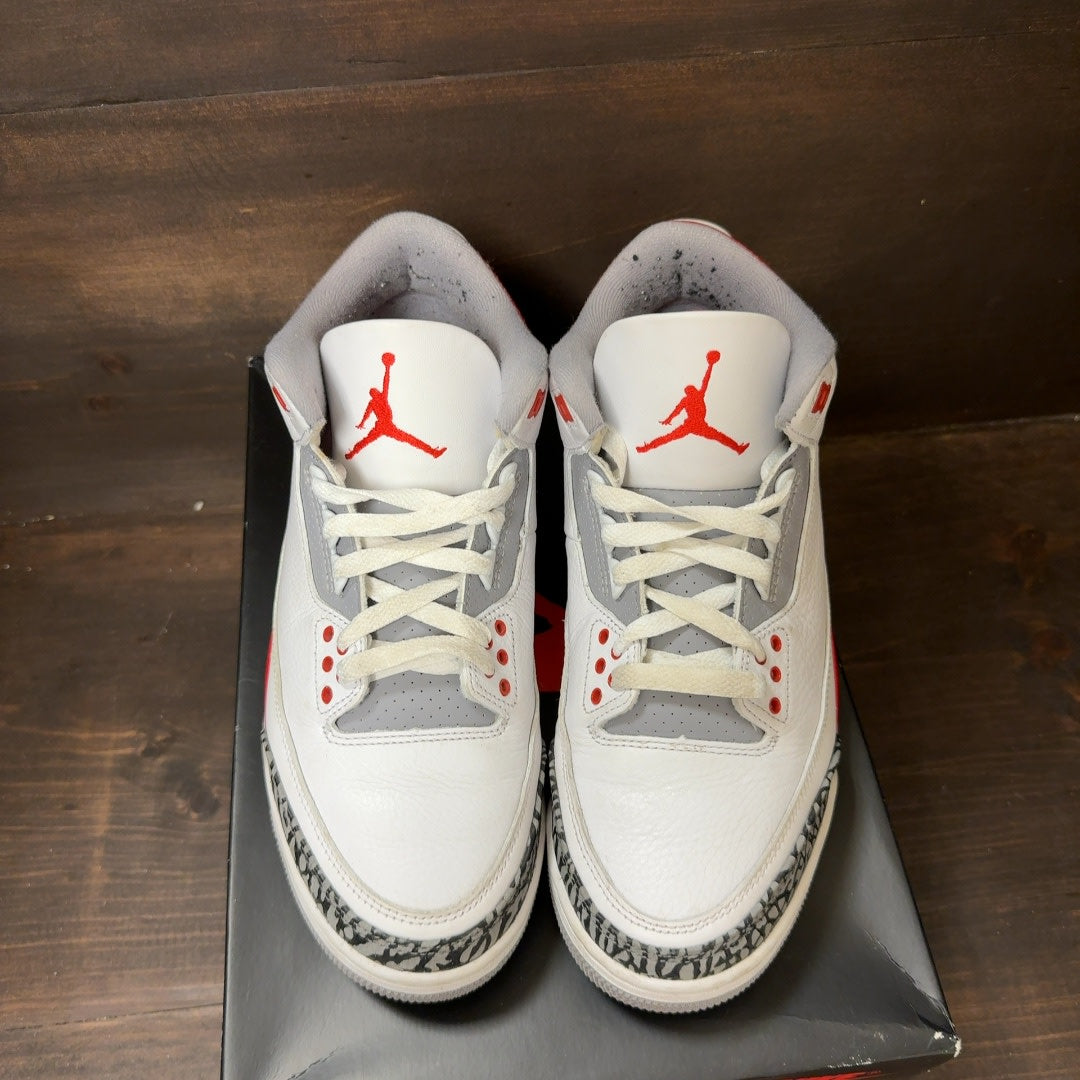 Jordan 3 Retro Fire Red (2022) Size 8.5 (Pre-Owned)