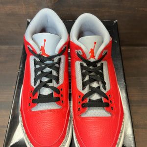 Jordan 3 Retro SE Unite Size 9.5 (Pre-Owned) - Image 3