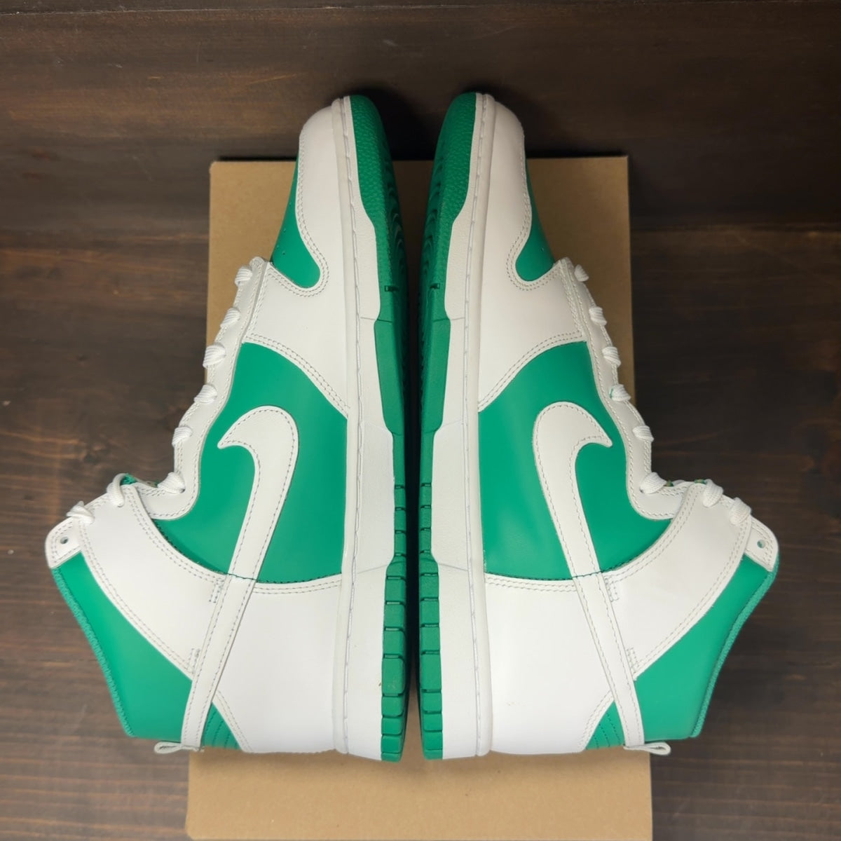 Nike Dunk High Stadium Green White Size 11 (Pre-Owned) - Image 5