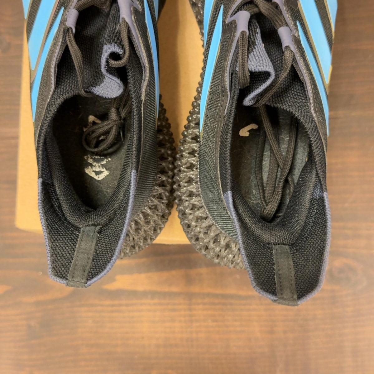 adidas 4DFWD 3 Core Black Blue Burst Cloud White Size 11 (Pre-Owned) - Image 6