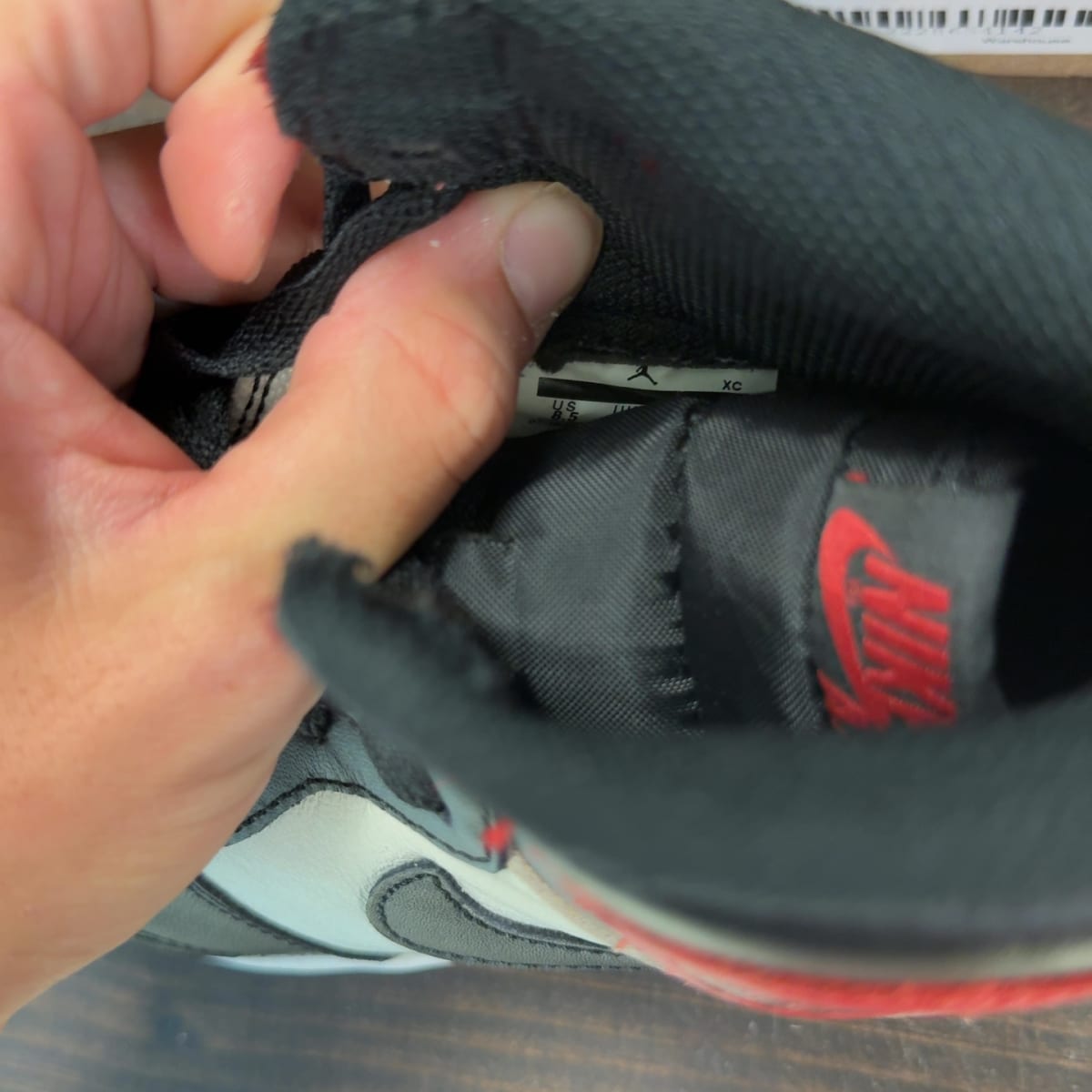 Jordan 1 Retro High Bred Toe Size 8.5 (Pre-Owned) - aux