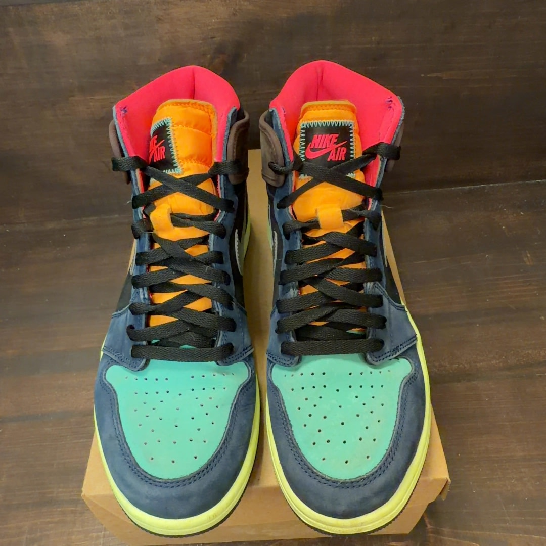 Jordan 1 Retro High Tokyo Bio Hack Size 10.5 (Pre-Owned) - Image 3