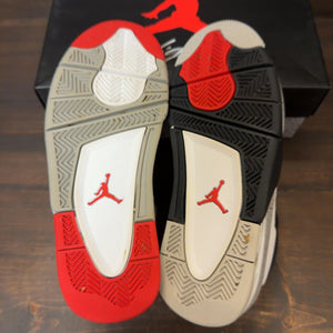 Jordan 4 Retro What The (GS) Size 5Y (Pre-Owned)