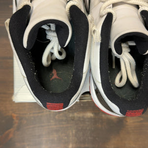 Jordan 11 Retro Low Concord Bred Size 9.5 (Pre-Owned) - Image 6