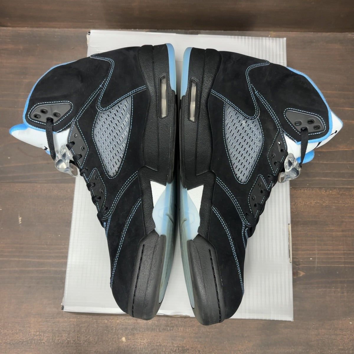 Jordan 5 Retro Black University Blue (2026) - Image 4