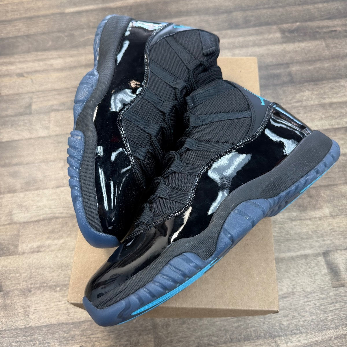 Jordan 11 Retro Gamma Blue (2025) Size 11 (Pre-Owned) - Image 1