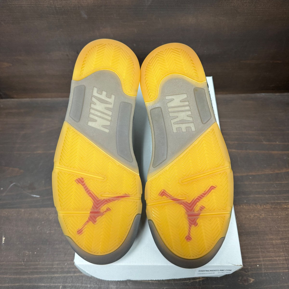Jordan 5 Retro Off-White Muslin Size 9 (Pre-Owned) - Image 6