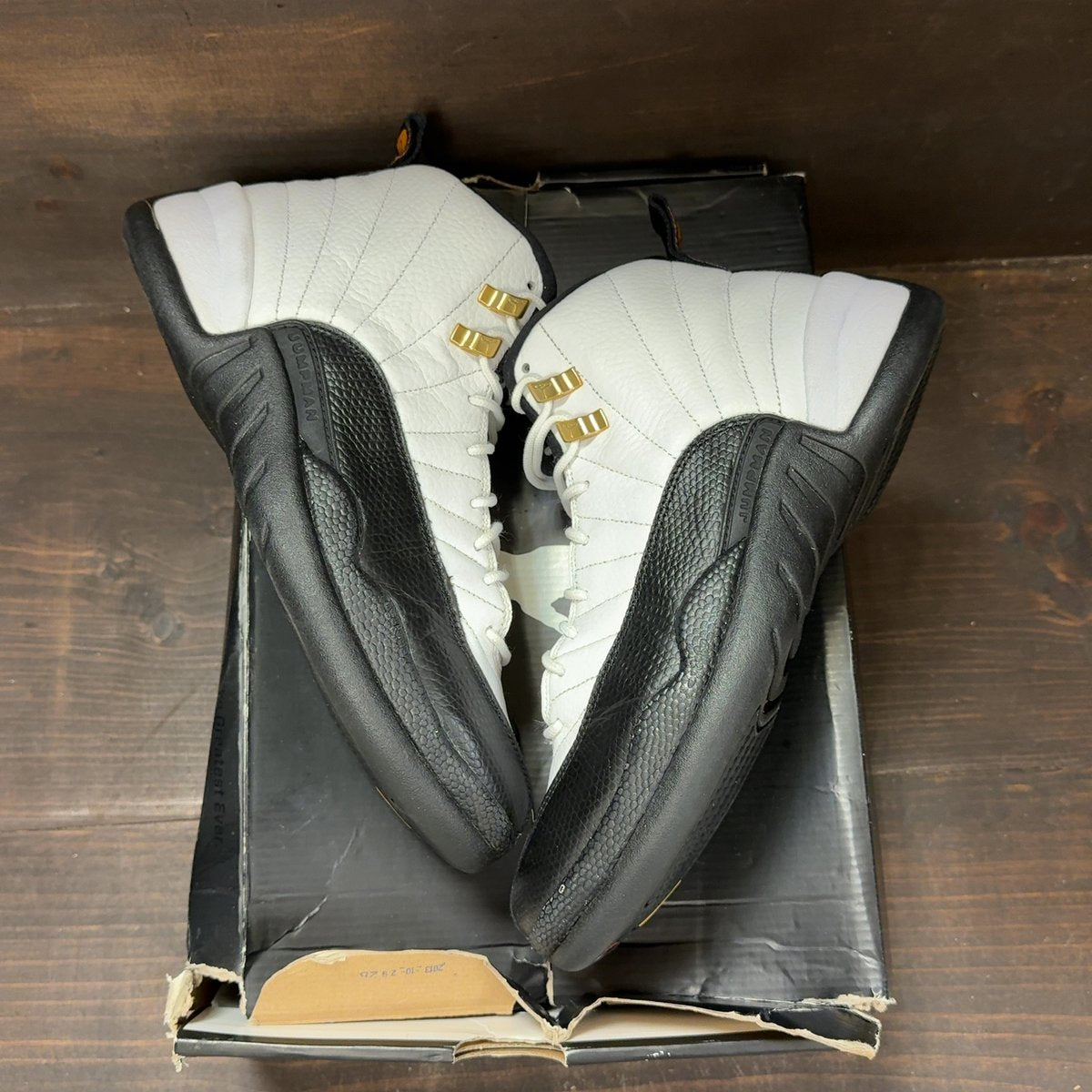 Jordan 12 Retro Taxi (2013) Size 9 (Pre-Owned) - back
