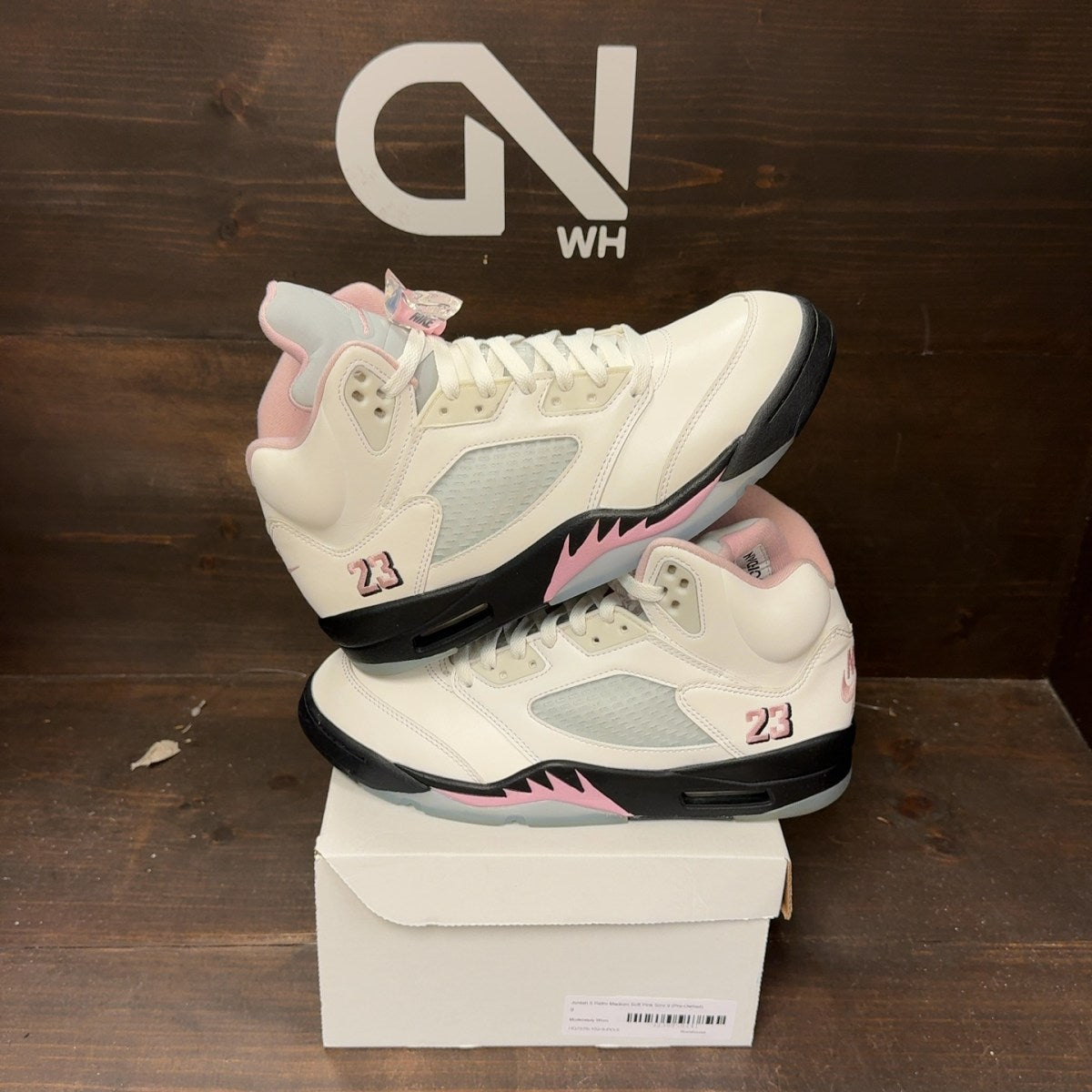 Jordan 5 Retro Medium Soft Pink Size 9 (Pre-Owned) - Image 1