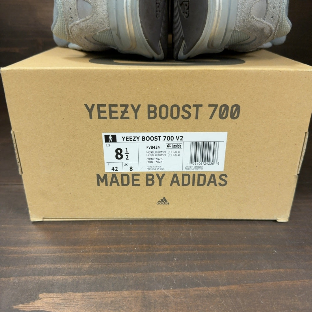 adidas Yeezy Boost 700 V2 Hospital Blue Size 8.5 (Pre-Owned)
