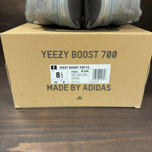 adidas Yeezy Boost 700 V2 Hospital Blue Size 8.5 (Pre-Owned)