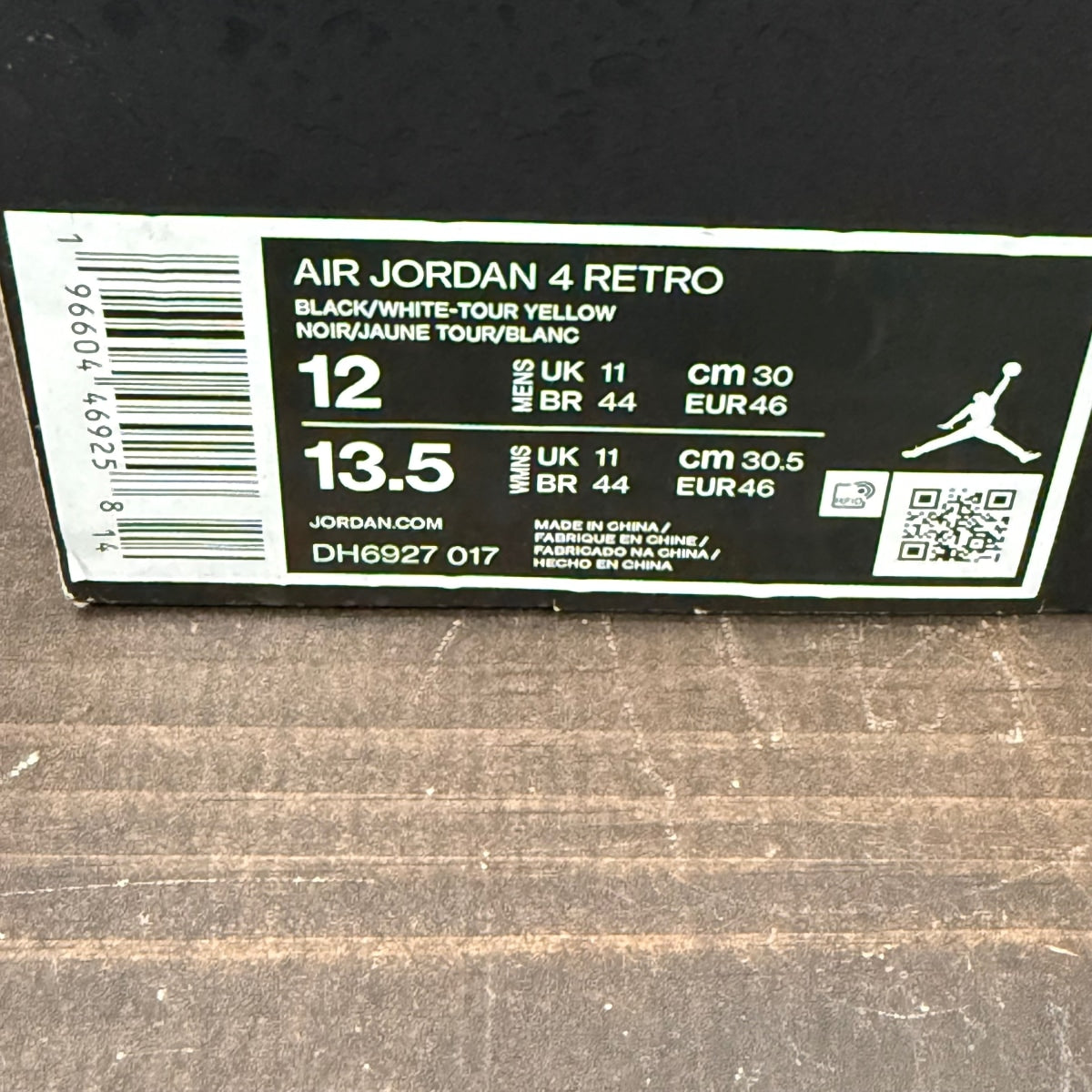 Jordan 4 Retro Thunder (2023) - Image 7