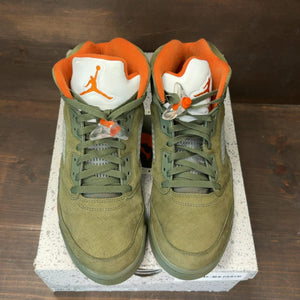 Jordan 5 Retro Olive (2024) Size 10.5 (Pre-Owned) - tag