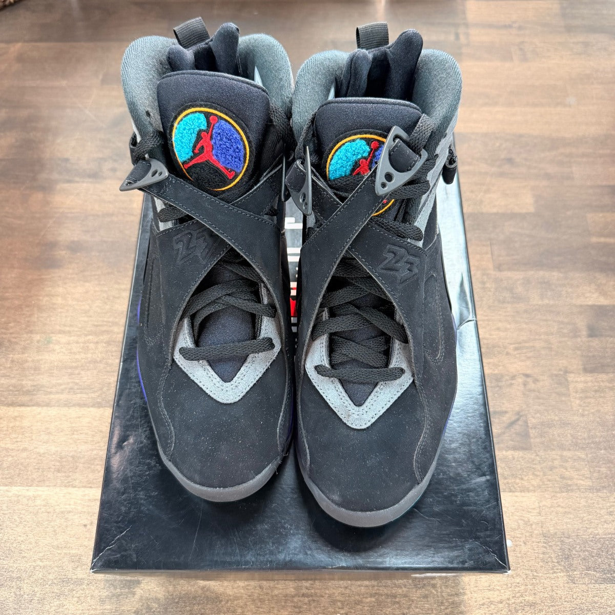 Jordan 8 Retro Aqua (2025) Size 9 (Pre-Owned) - Image 2