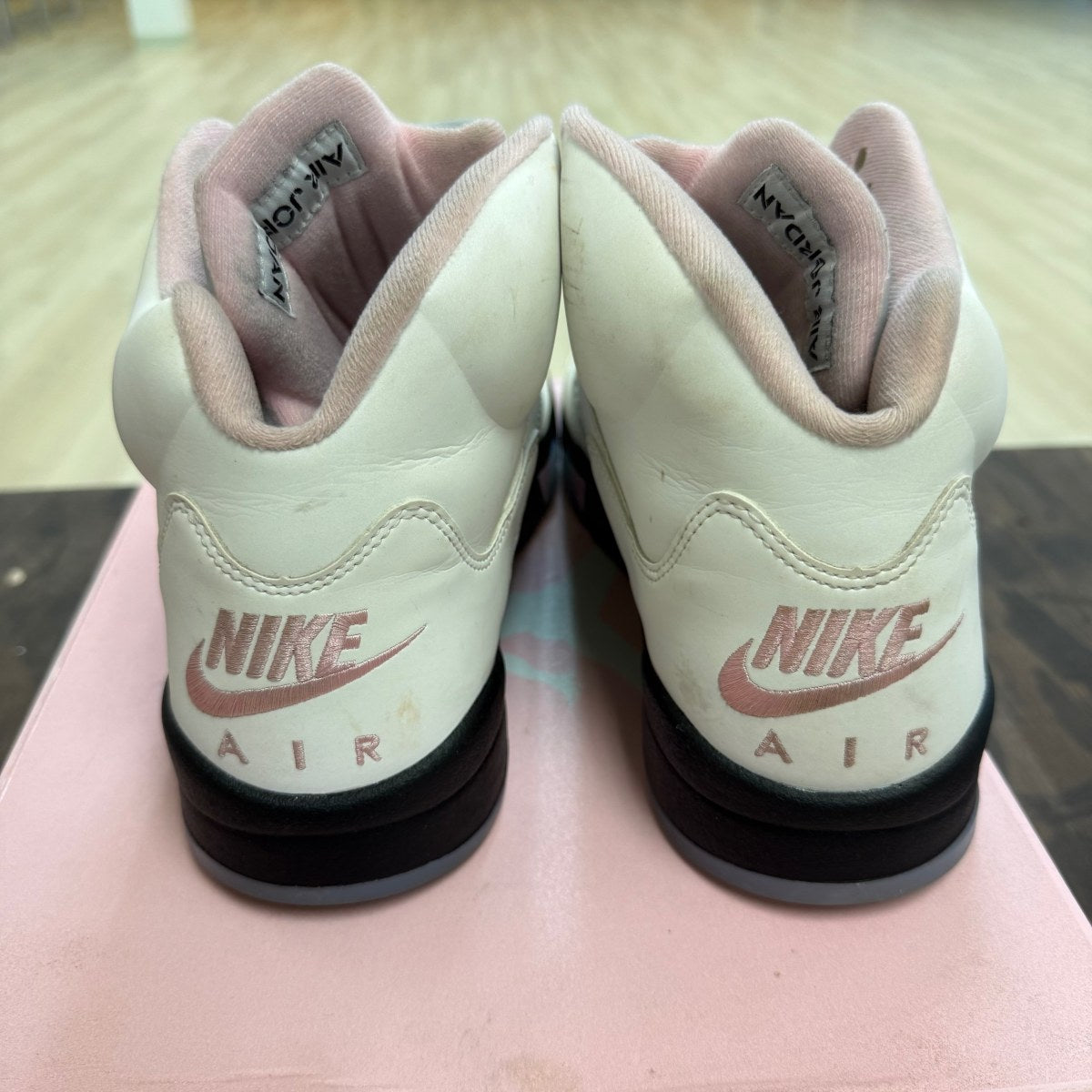 Jordan 5 Retro Medium Soft Pink - Image 5