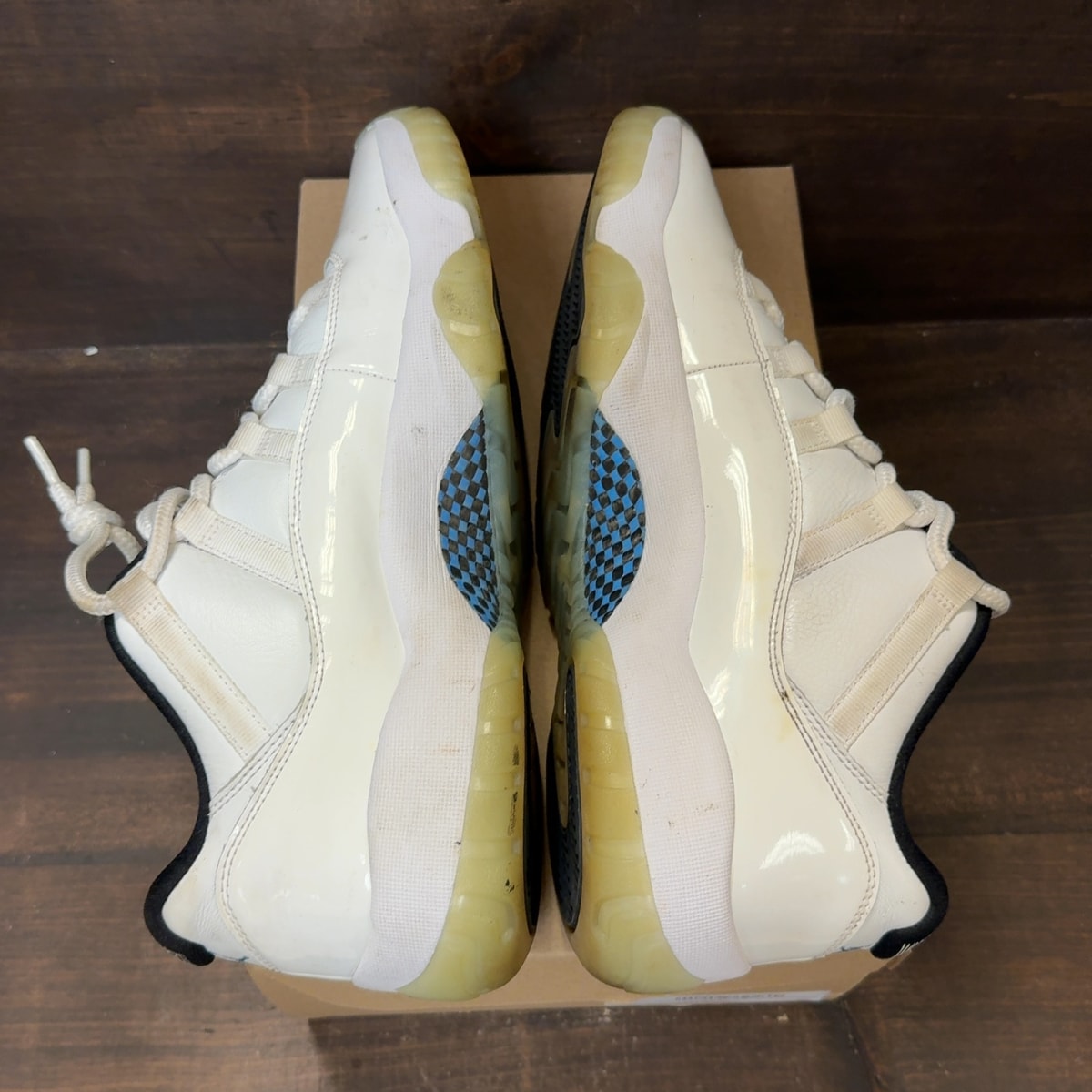 Jordan 11 Retro Low Legend Blue Size 12 (Pre-Owned) - Image 6