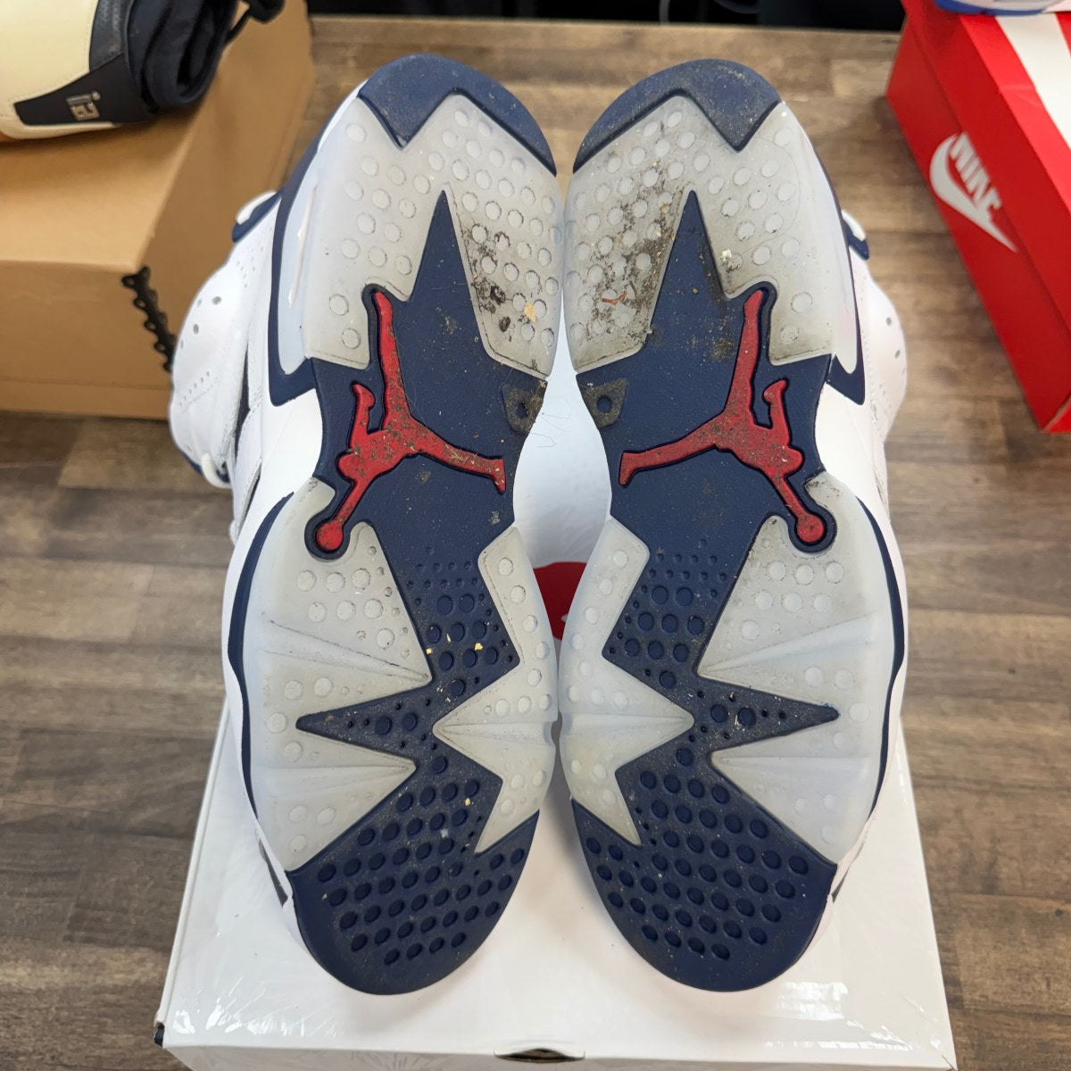 Jordan 6 Retro Olympic (2024) - Image 4