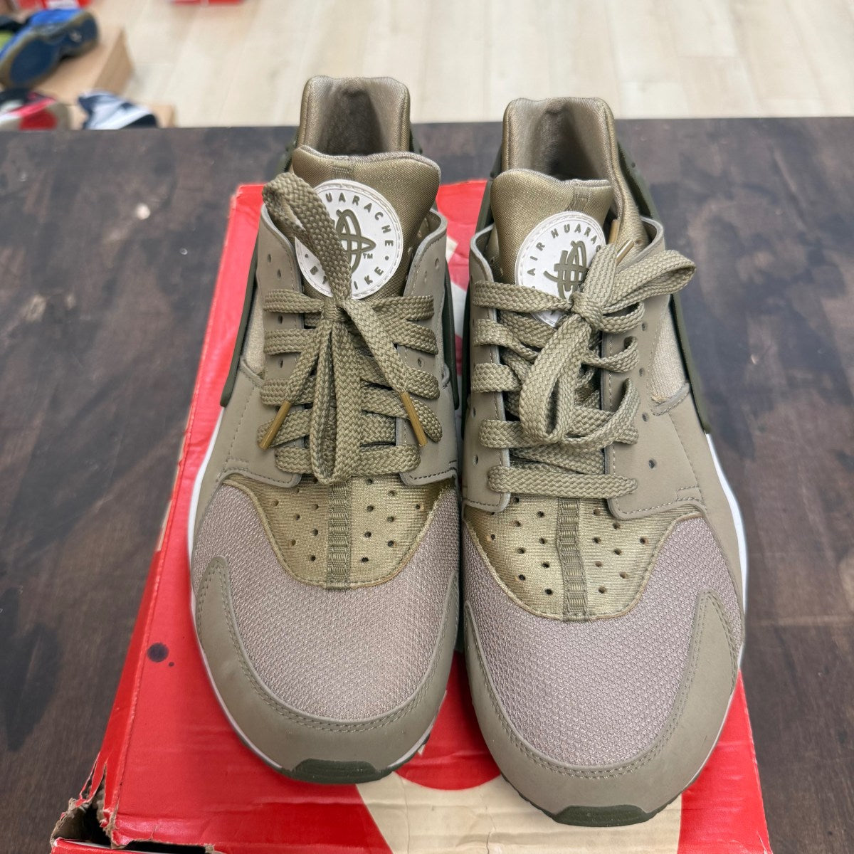 Khaki Nike Air Trainer Huarache Size 10.5 (Pre-Owned) - Image 2