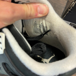 Jordan 4 Retro Fear (2024) - Image 7