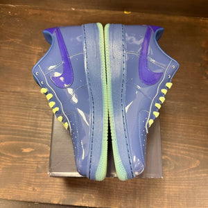 Nike Air Force 1 Low Patent Leather Mystic Navy Grape Ice - Image 4