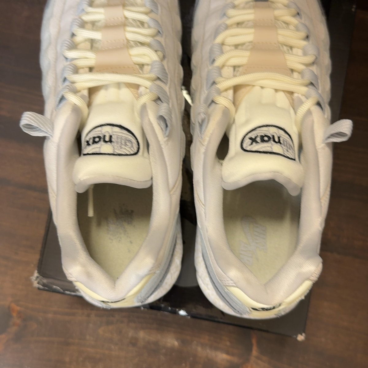 Nike Air Max 95 Light Bone GID Size 12 (Pre-Owned) - Image 5