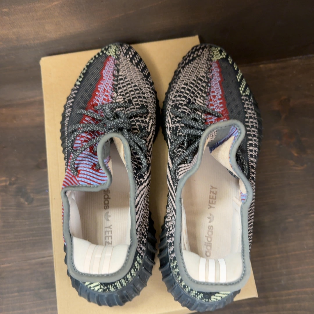 adidas Yeezy Boost 350 V2 Yecheil (Non-Reflective) Size 11 (Pre-Owned) - Image 5