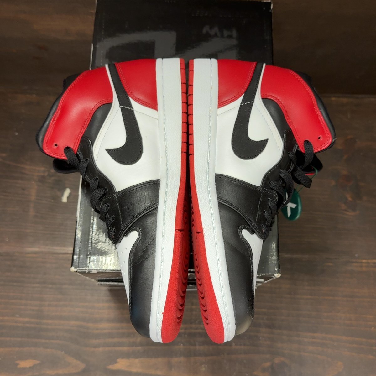 Jordan Beginning Moments Pack 1/1 Size 8.5 - aux