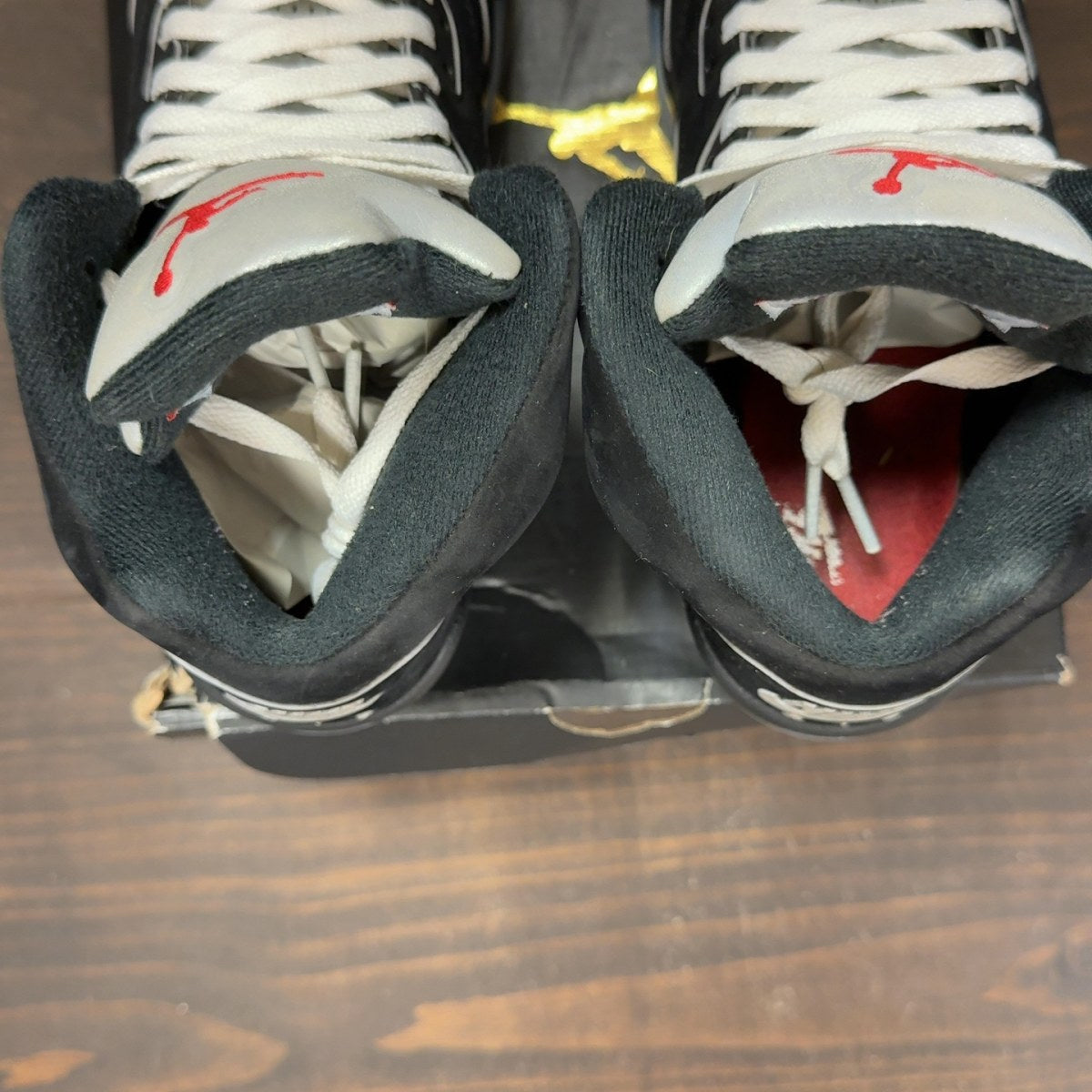 Jordan 5 Retro OG Black Metallic Reimagined (GS) Size 5Y (Pre-Owned) - aux