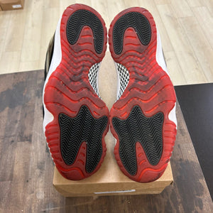 Jordan 11 Retro Playoffs Bred (2019) Size 13 (Pre-Owned) - Image 5