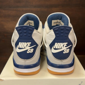 Jordan 4 Retro SB Navy Size 5 (Pre-Owned) - aux