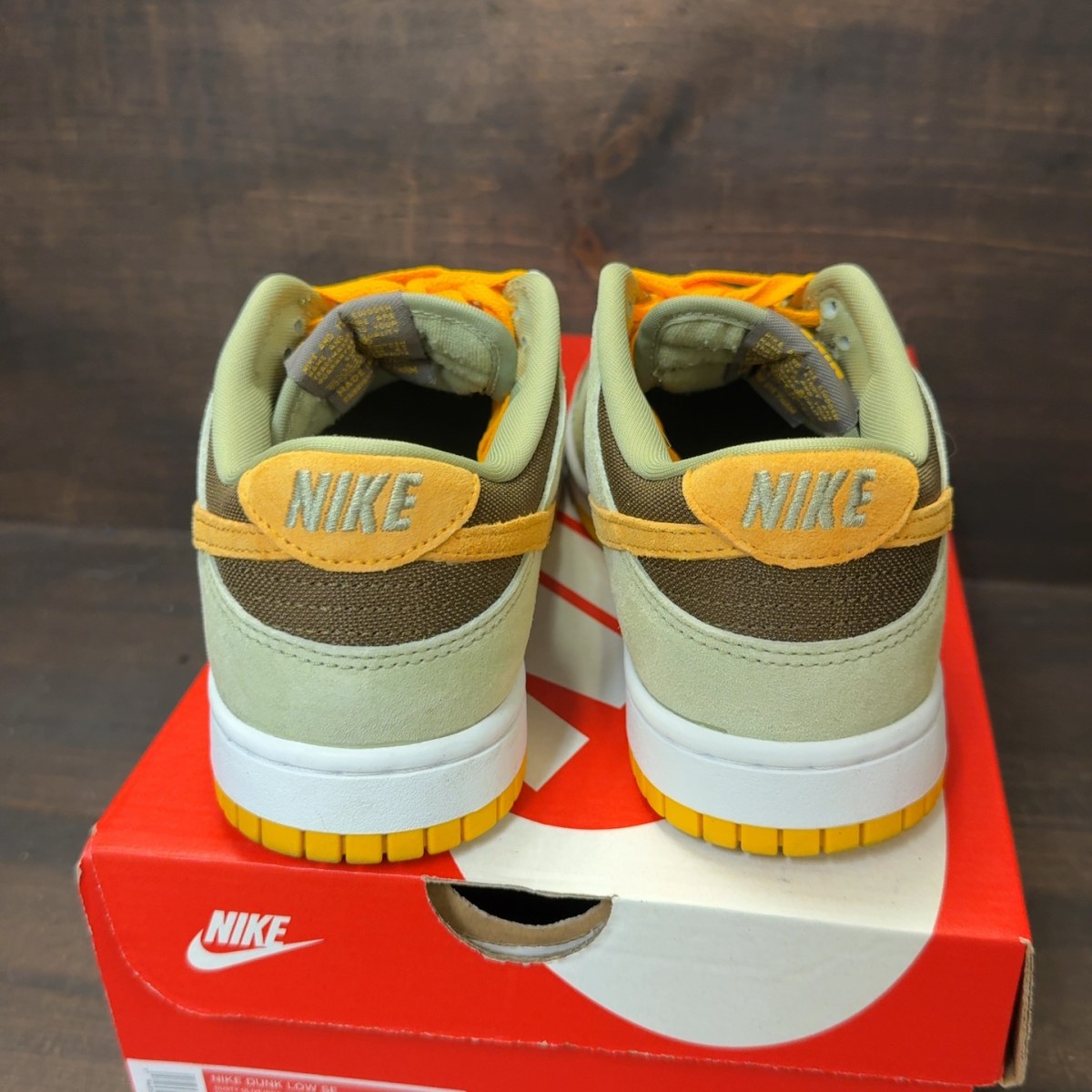 Nike Dunk Low Dusty Olive Size 6 (Pre-Owned)