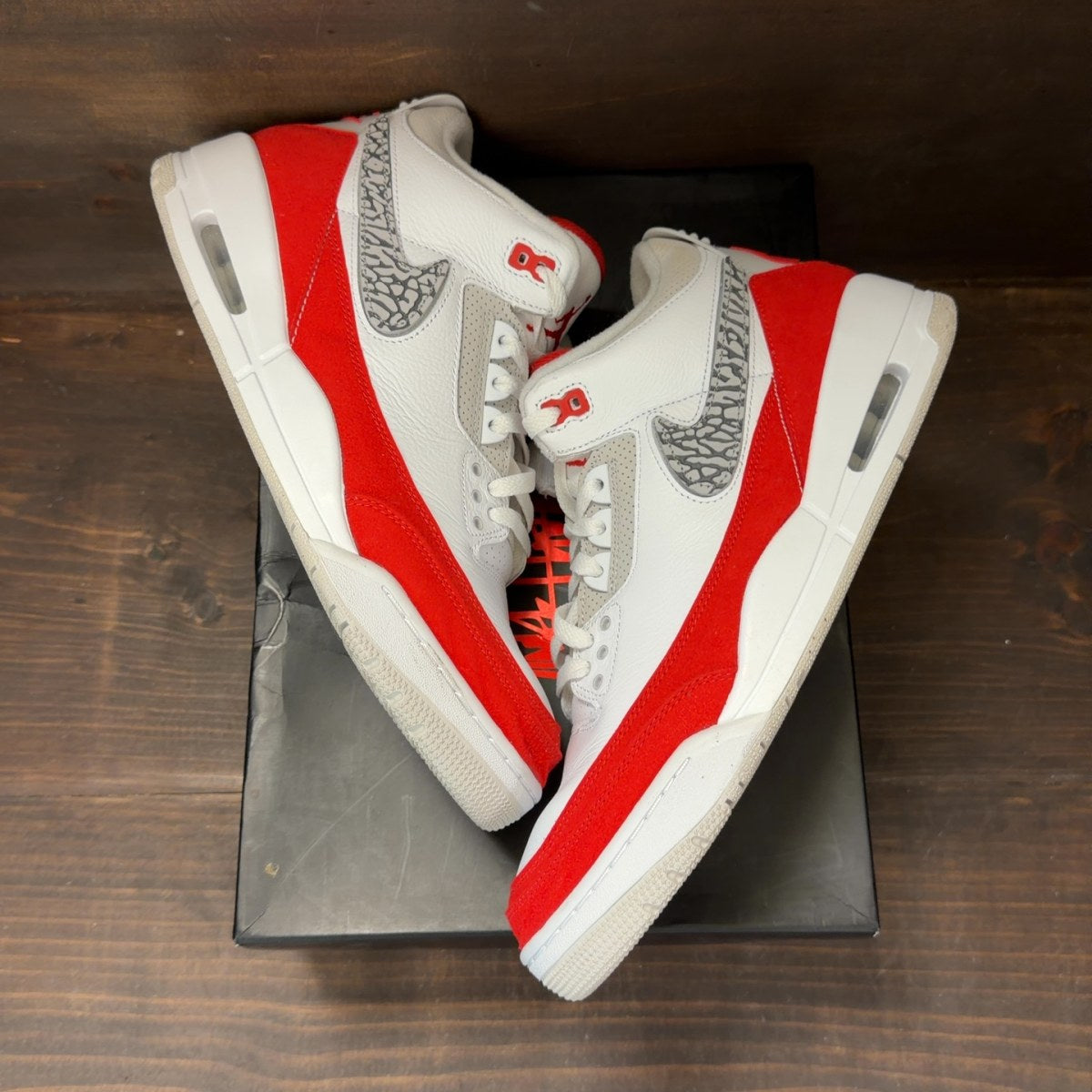 Jordan 3 Retro Tinker White University Red Size 12 (Pre-Owned)