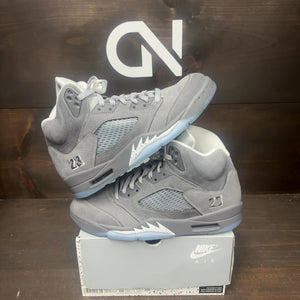 Jordan 5 Retro Wolf Grey (2026) - Image 1