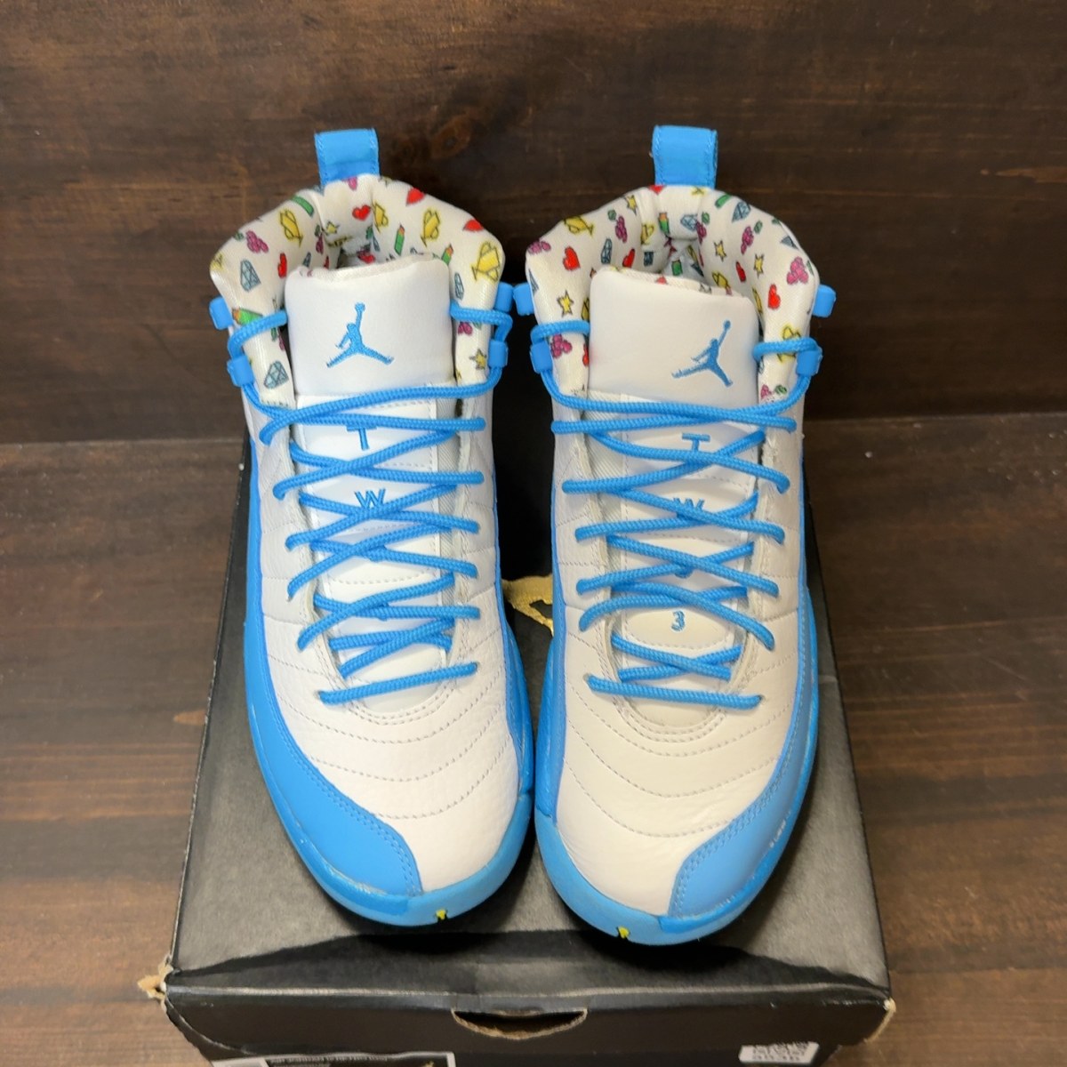 Jordan 12 Retro Emoji (GS) Size 4.5Y (Pre-Owned)