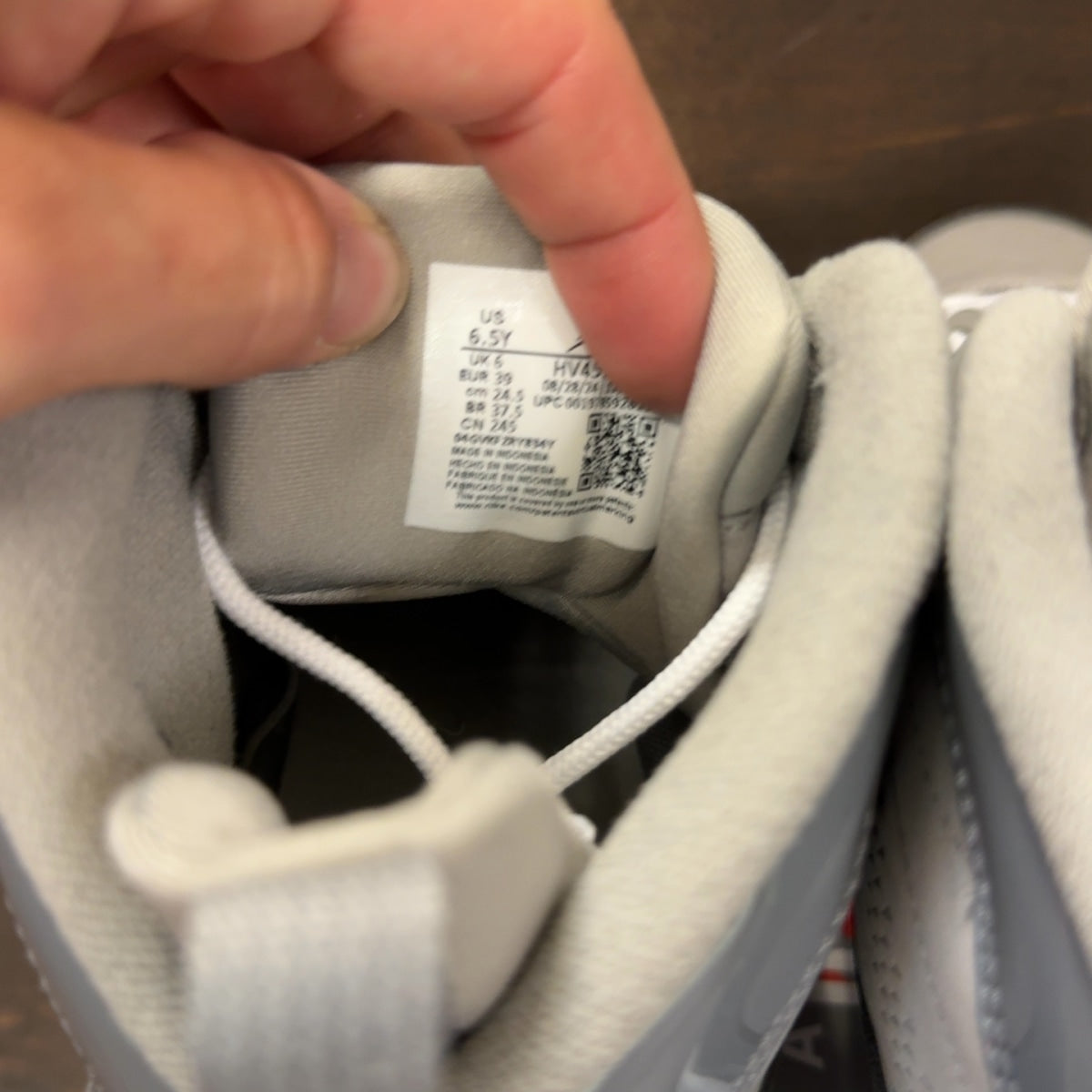 Jordan 9 Retro Cool Grey (2025) (GS) - Image 7