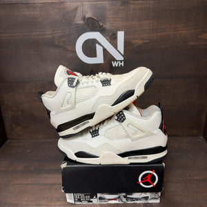 Jordan 4 Retro OG Flight Club Size 10.5 (Pre-Owned)
