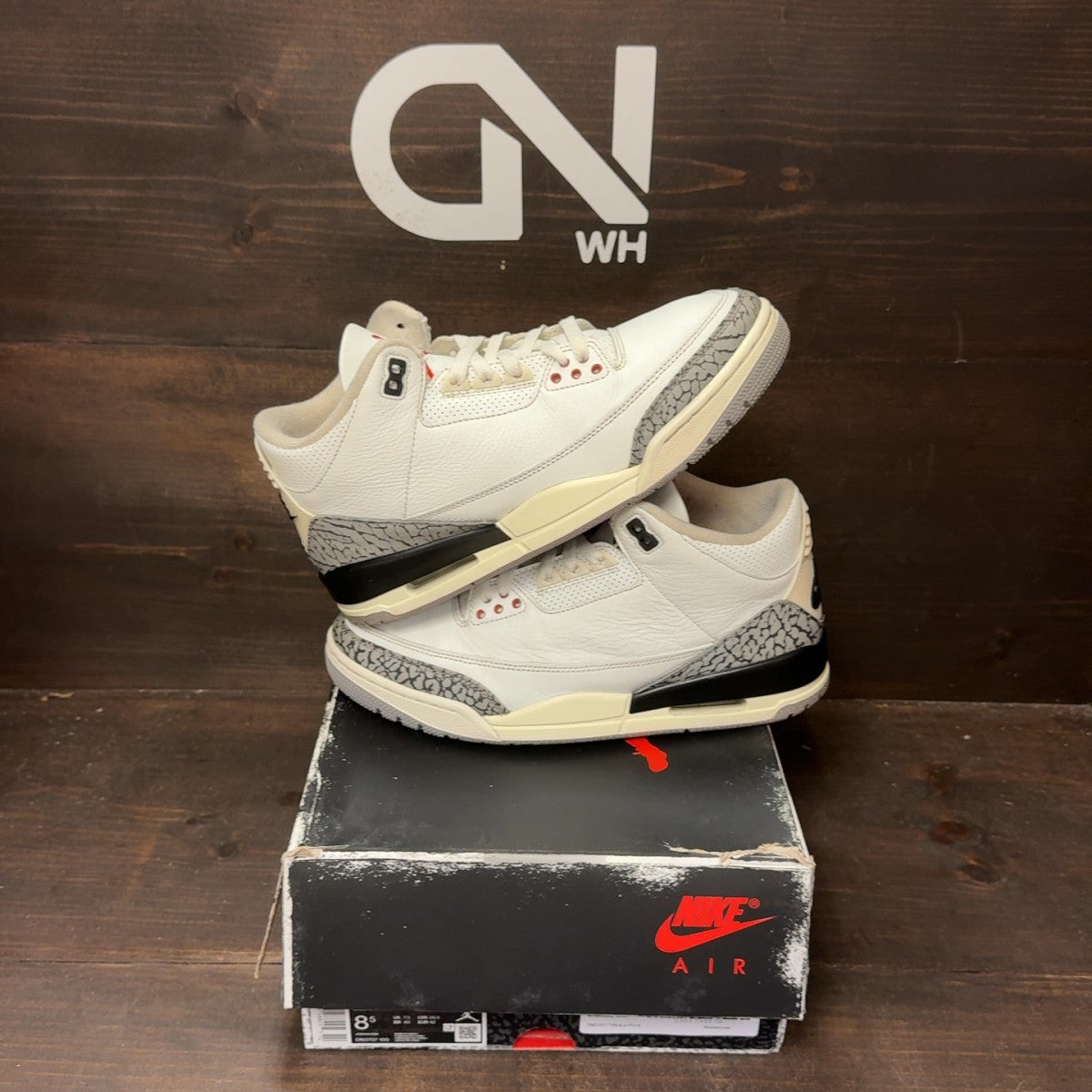 Jordan 3 Retro White Cement Reimagined Size 8.5 (Pre-Owned) - front