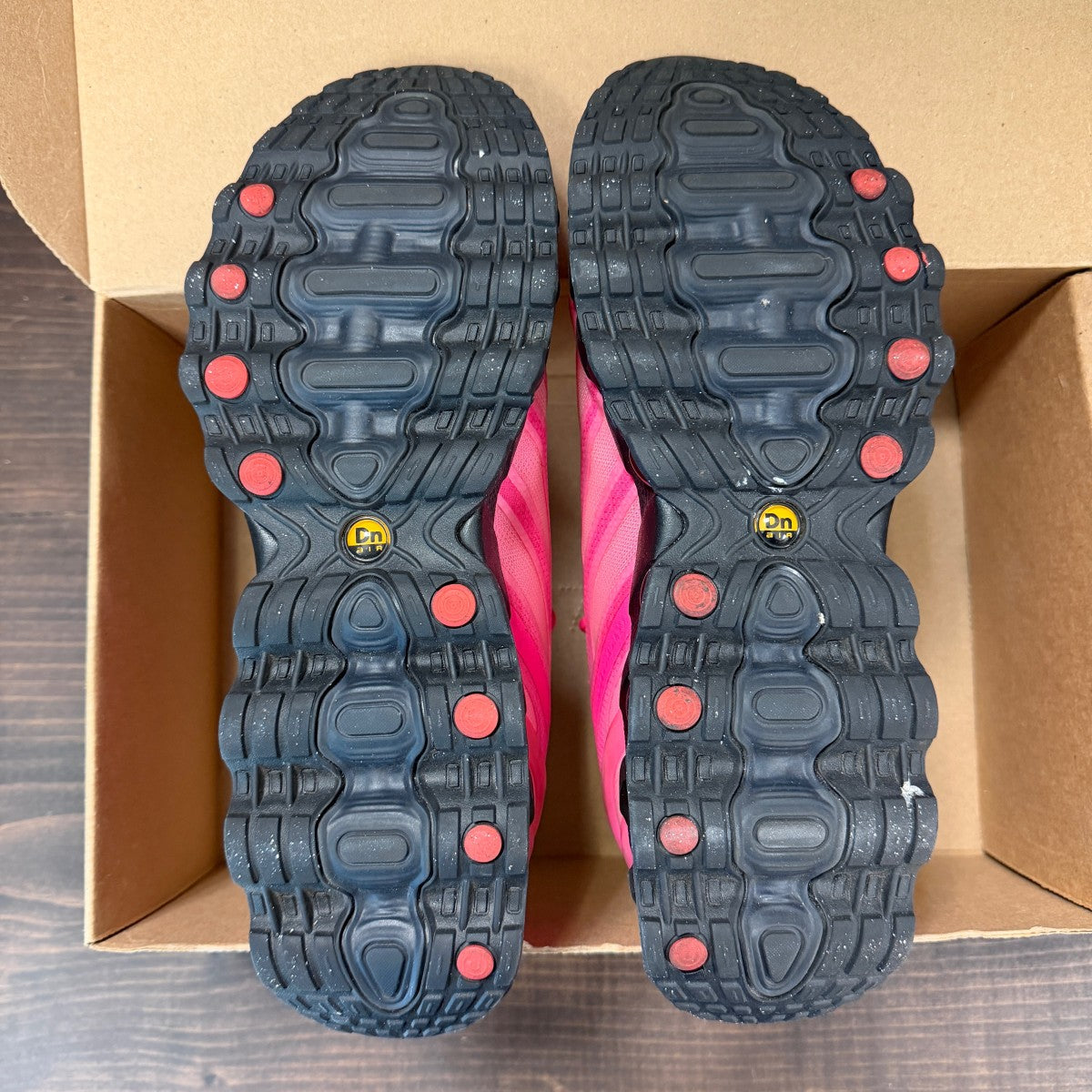 Nike Air Max Dn8 Hyper Pink Size 8.5W (Pre-Owned) - Image 7