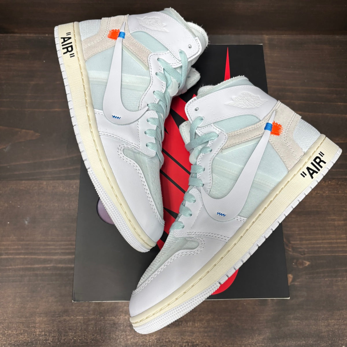 Jordan 1 Retro High Off-White Alaska - Image 10
