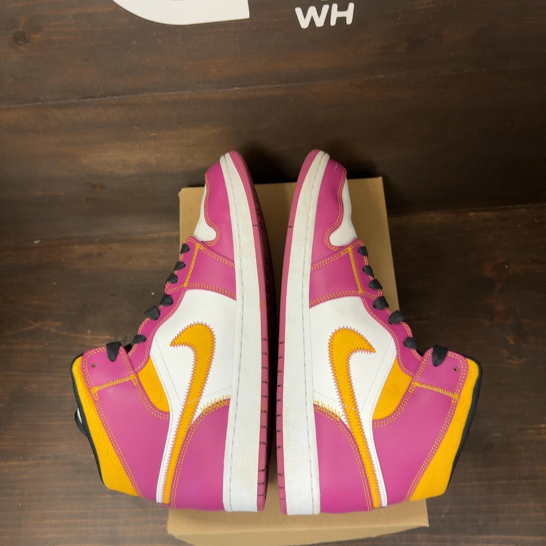 Jordan 1 Mid Dia de los Muertos Size 13 (Pre-Owned) - Image 5