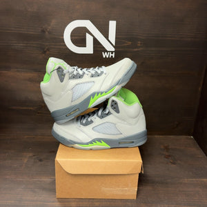 Jordan 5 Retro Green Bean (2022) Size 8.5 - Image 1
